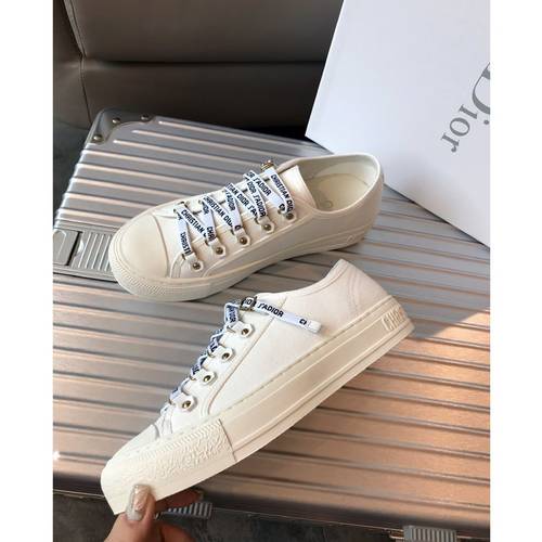 Designer Brand D Womens Original Quality Sneakers 2021SS DXS04