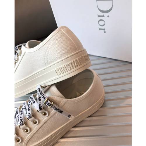 Designer Brand D Womens Original Quality Sneakers 2021SS DXS04