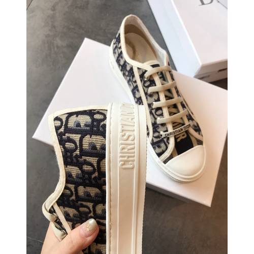 Designer Brand D Womens Original Quality Sneakers 2021SS DXS04