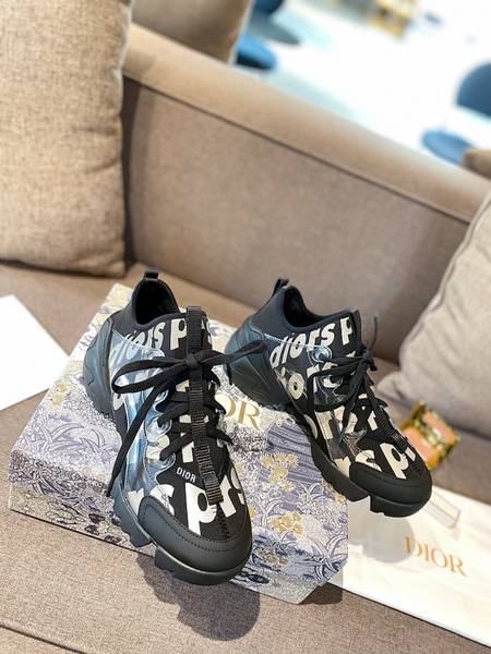 Designer Brand D Womens Original Quality Luminous Sneakers 2021SS G106