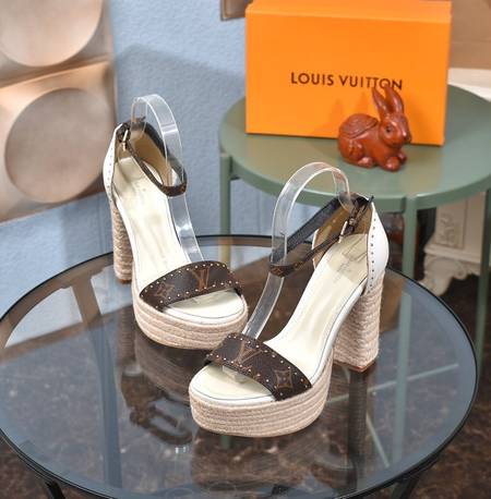 Designer Brand L Womens High Quality Genuine Leanter 11cm Heeled 3.5cm Front Height Sandals 2021SS H307