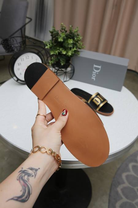 Designer Brand D Womens High Quality Genuine Leather Slippers 2021SS H307