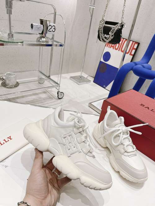 Designer Brand Bal Womens Original Quality Sneakers 2022SS G107