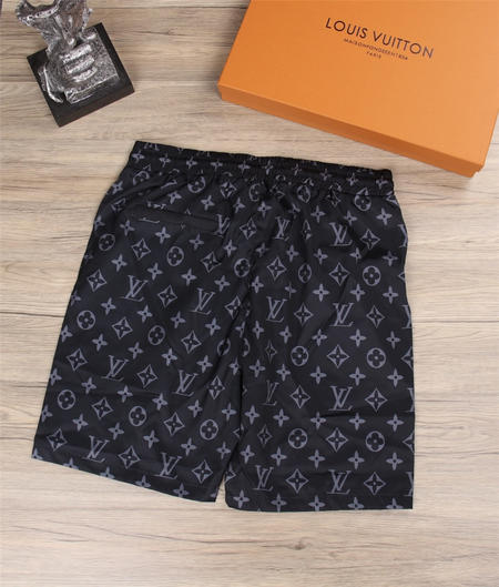 Designer Brand L Mens High Quality Beach Shorts 2022SS D904