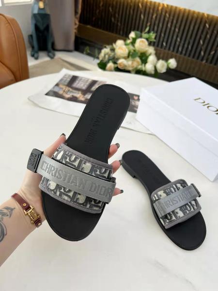 Designer Brand D Womens High Quality Slippers 2022SS G103