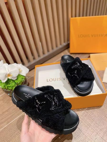 Designer Brand L Womens High Quality Lamb Fur Sandals 2022SS G103