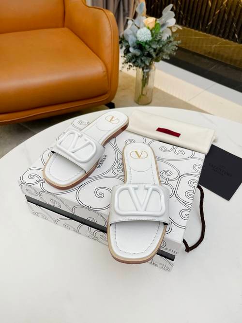 Design Brand Val High Quality Women Sandals Slippers Custom made 2023SS03