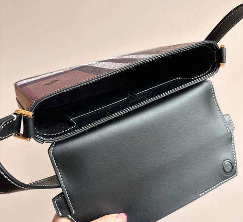 Design Brand B Womens Original Quality Genuine Leather Bags 2023SS M8902