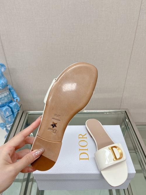 Design Brand D Womens Original Quality Genuine Leather Slippers 2023SS G106