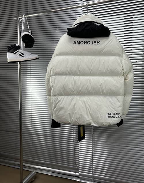 Design Brand M Mens White Goose Down Coat Original Quality 2023FW Q209