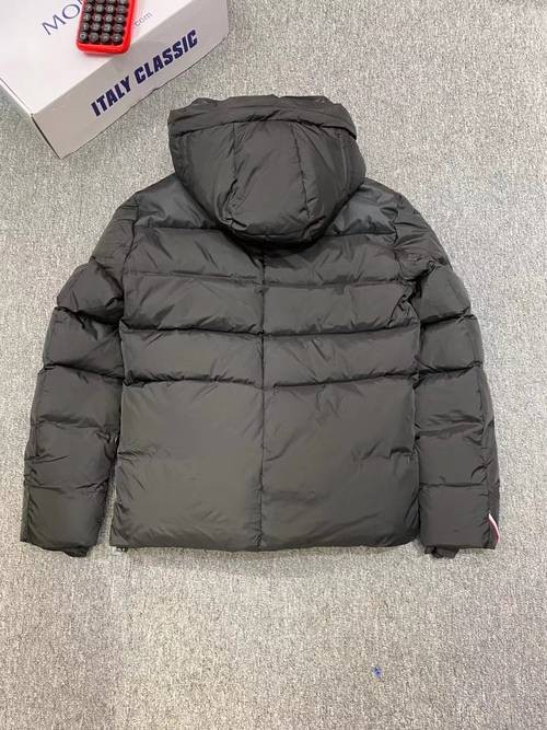 Design Brand Mon Men Goose Down Coat Original Quality 2023FW Q209 