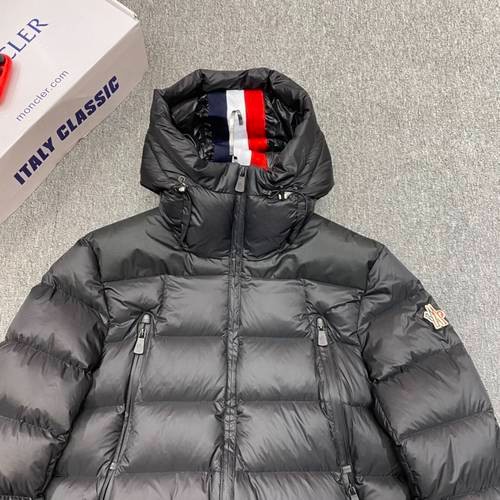 Design Brand Mon Men Goose Down Coat Original Quality 2023FW Q209 