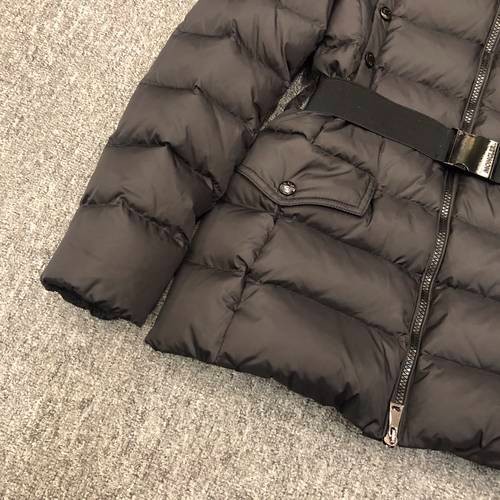 Design Brand Mon Women Goose Down Coats Original Quality 2023FW Q209 