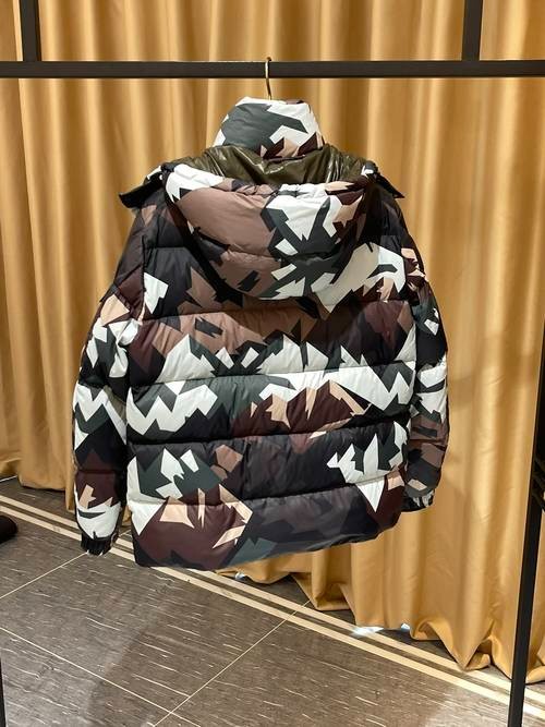 Design Brand Mon Men Winter Down Coats Original Quality 2023FW Q209 