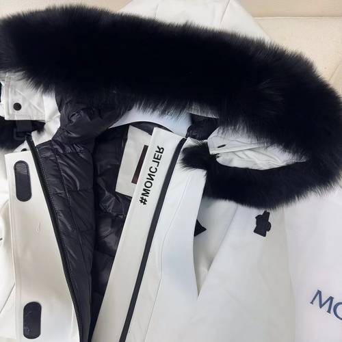 Design Brand Mon Women Winter Goose Down Ski Coats Original Quality 2023FW Q209 