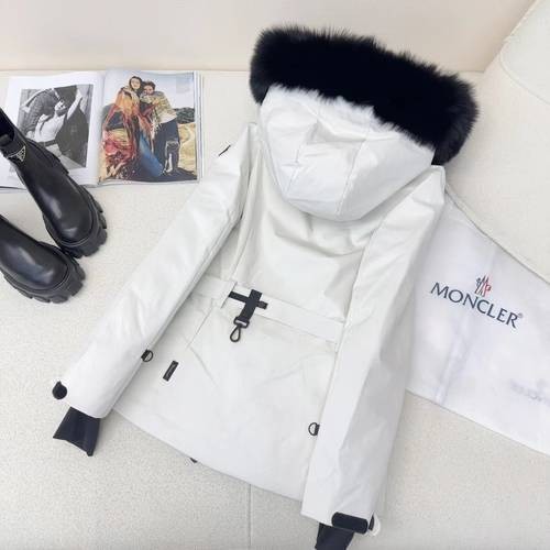 Design Brand Mon Women Winter Goose Down Ski Coats Original Quality 2023FW Q209 