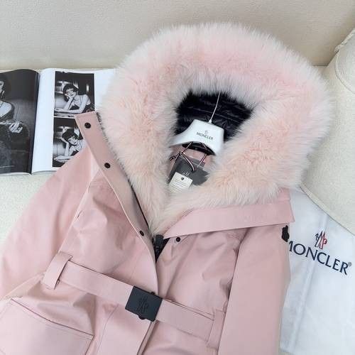 Design Brand Mon Women Winter Goose Down Coats Fox Fur Original Quality 2023FW Q209 