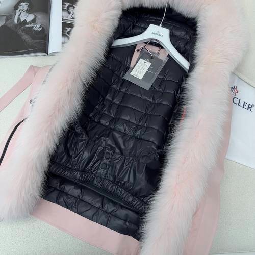 Design Brand Mon Women Winter Goose Down Coats Fox Fur Original Quality 2023FW Q209 