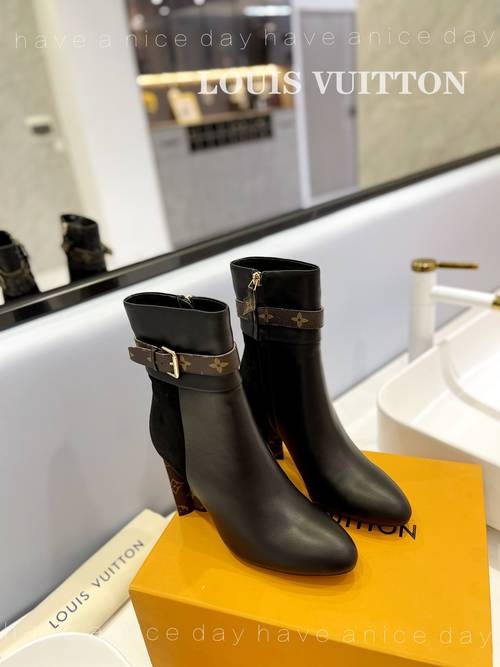 Design Brand L Women Boots 10CM Heels Original Quality 2023FW DXS11