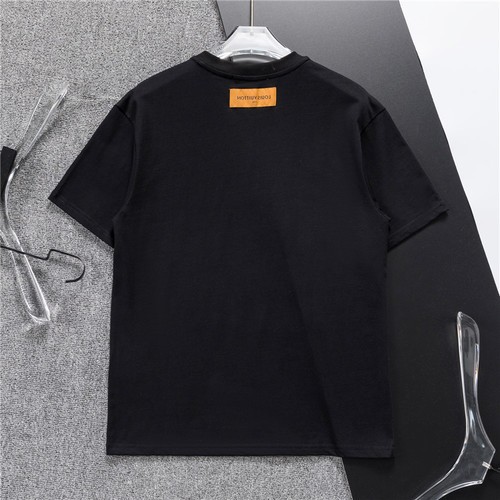 Design Brand L Men Short Sleeves T-Shirts D303 2024ss