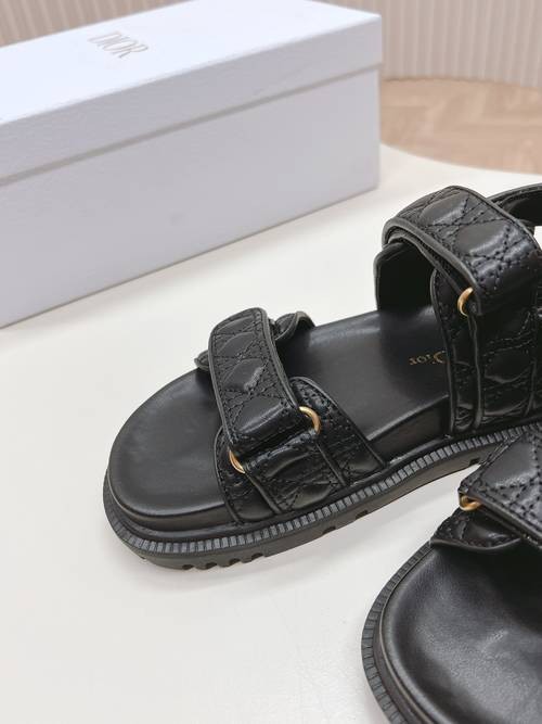 Design Brand D Womens Original Quality Genuine Leather Sandals 2024SS G103
