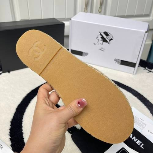 Design Brand C Womens Original Quality Slippers Sheep Skin inside 2024SS G104