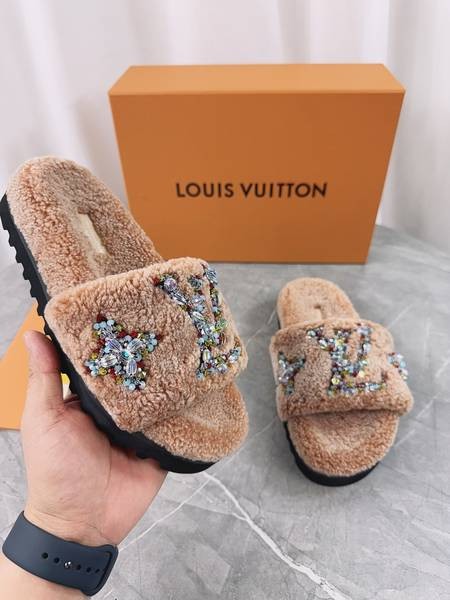 Design Brand L High Quality Women Wool Slippers G108 2024