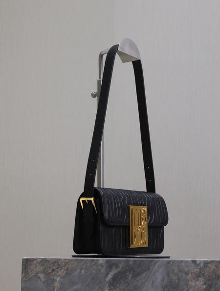 Design Brand D Original Quality Women Handbags Genuine Leather please confirm price with customer service M8909 2024FW