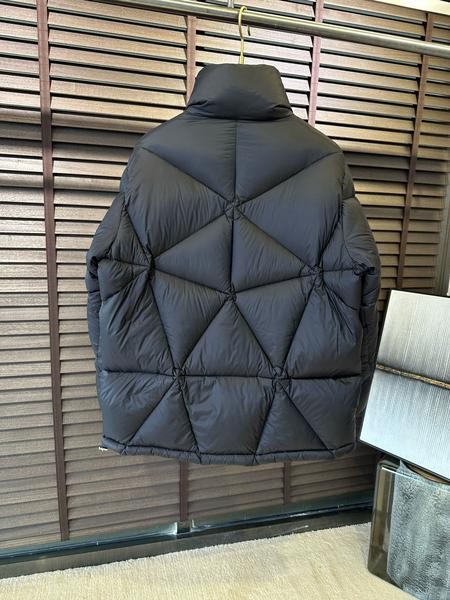 Design Brand Mon Original Quality Men Down Coats Q211 2024FW