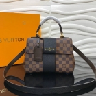 Designer Brand L Womens High Quality Bags 2021SS M8903