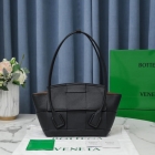Designer Brand BV Womens Original Quality Genuine Leather Bags 2022SS M8904